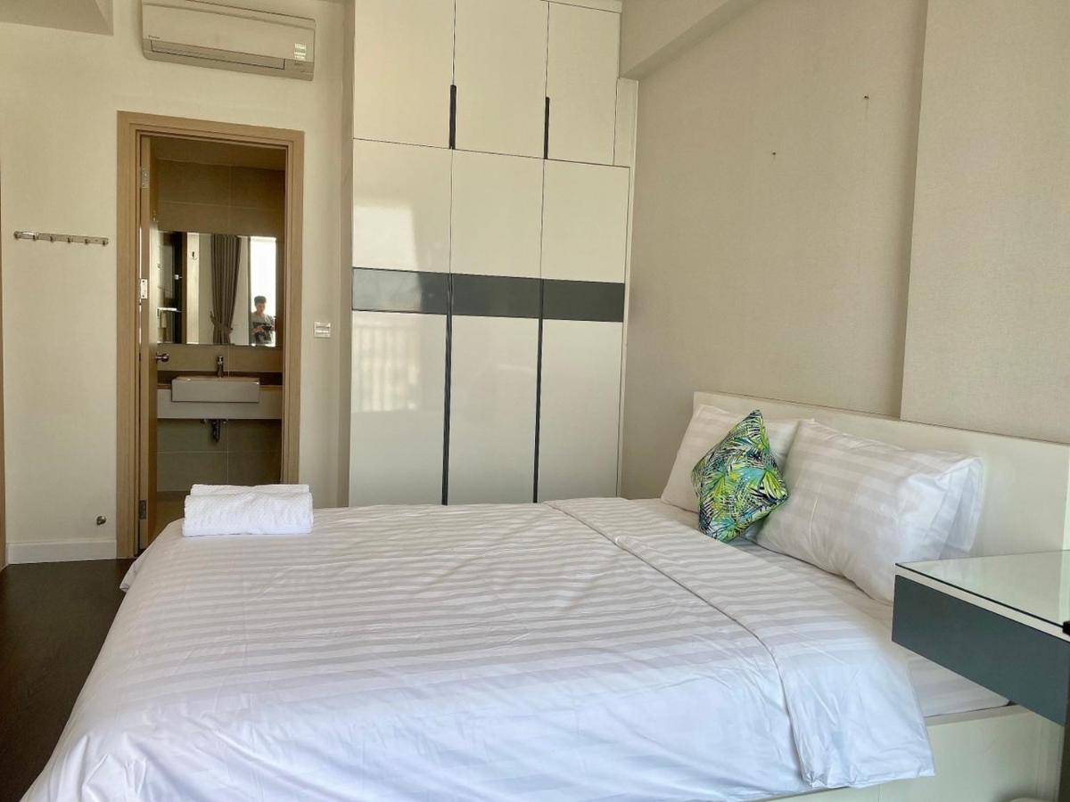 Best View River - River Gate Apartment Хошимин Екстериор снимка