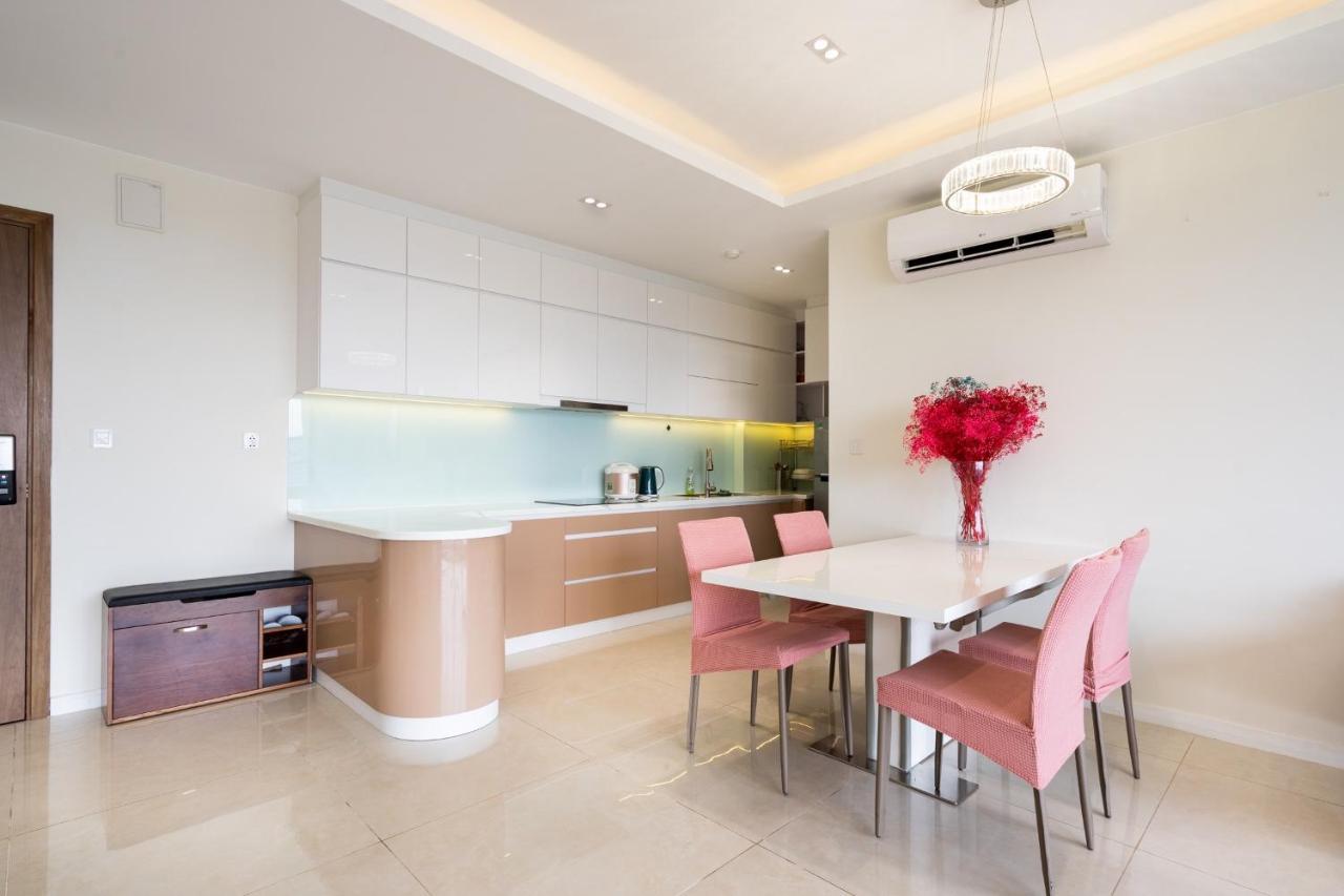 Best View River - River Gate Apartment Хошимин Екстериор снимка