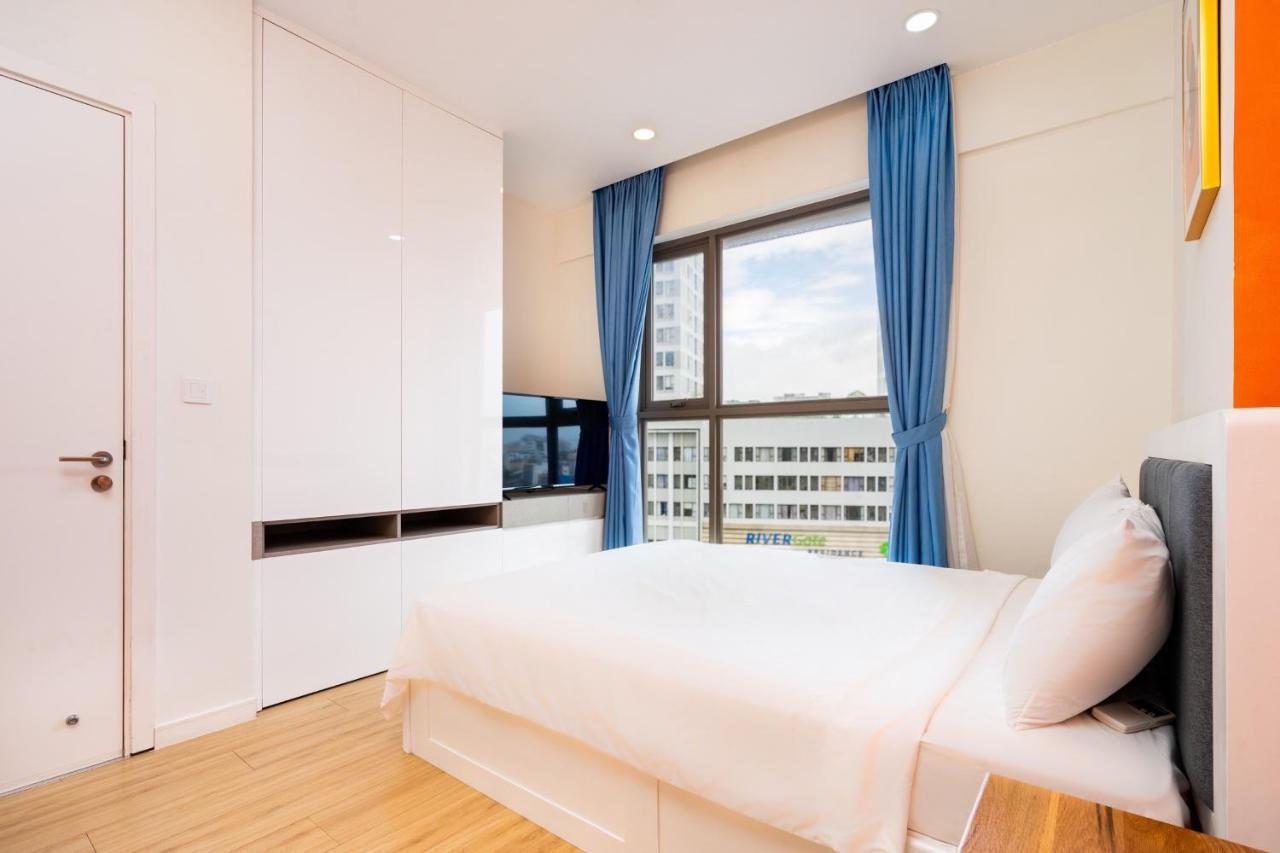 Best View River - River Gate Apartment Хошимин Екстериор снимка
