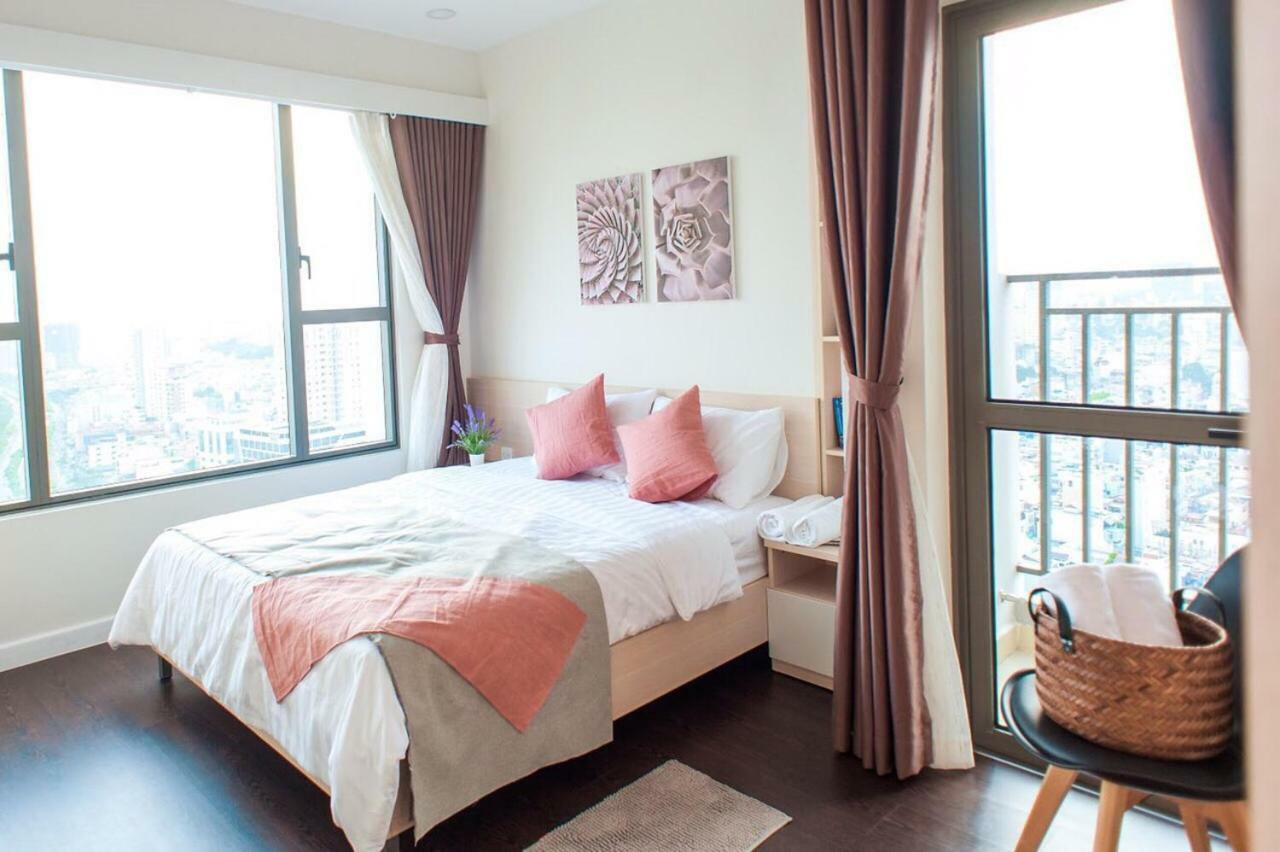Best View River - River Gate Apartment Хошимин Екстериор снимка